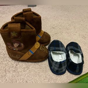 NWOT Toddler boy Slippers bundle